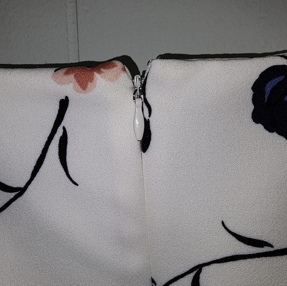 Ralph Lauren Stunning 😍 Boho Style Floral Bell Sleeve Dress - Picture 5 of 16